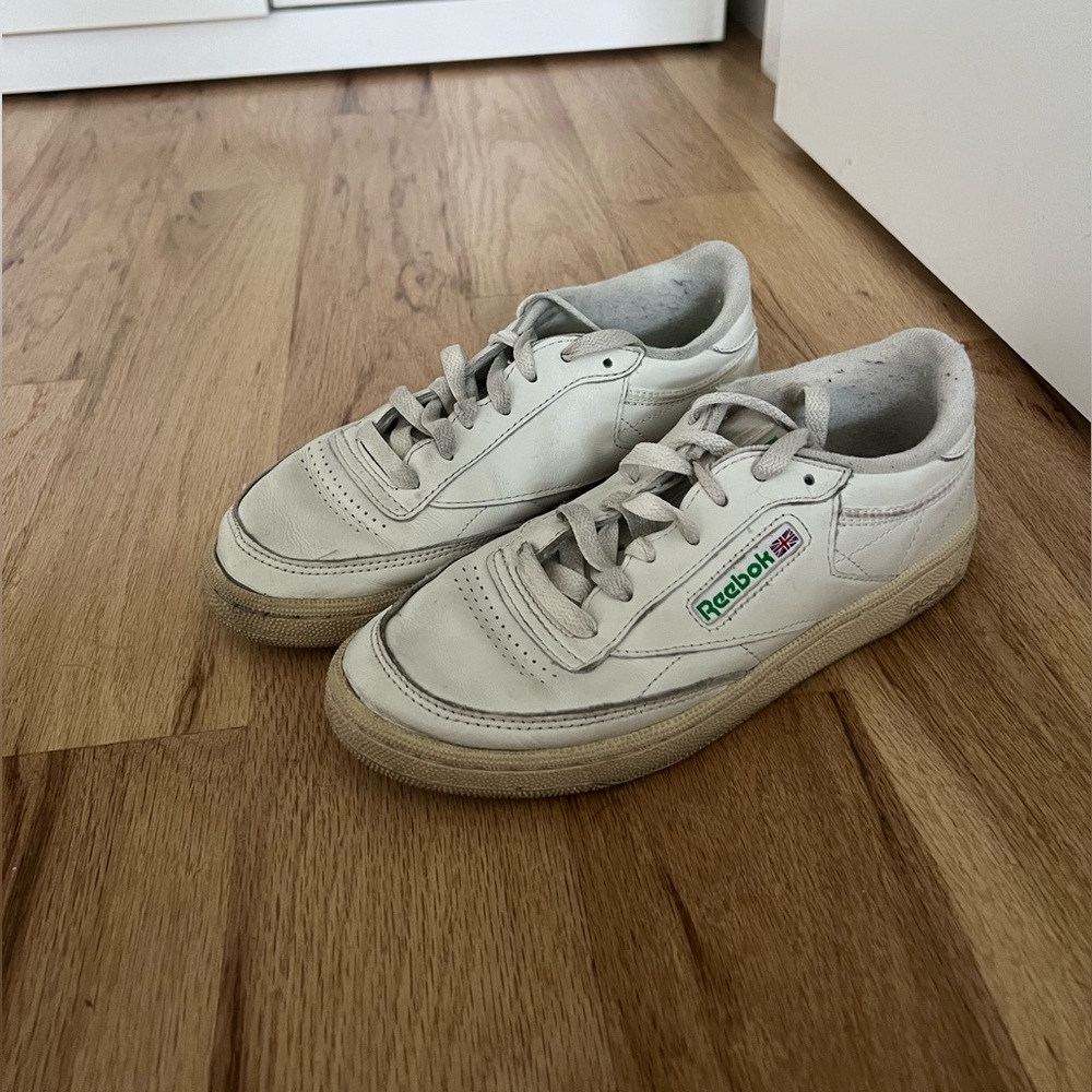 Reebok Off White Vintage Club C - Women’s Size 6.5